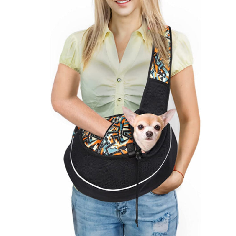 Pet carrying bag